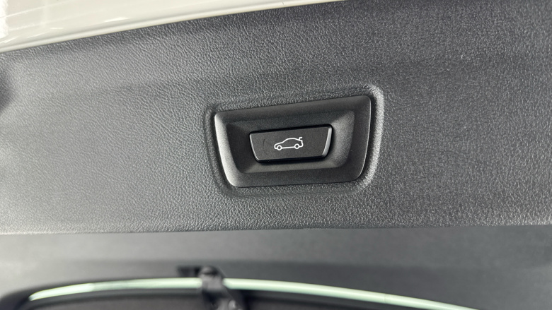 BMW 4 Series 420i M Sport 5dr Step Auto [Pro Pack] Petrol Hatchback